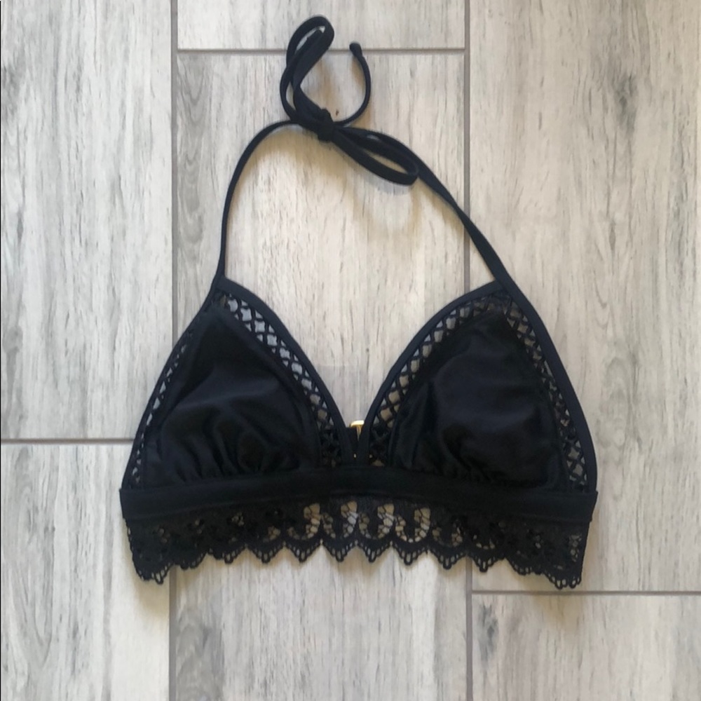 Black bikini top